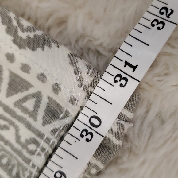 Dani Collection Aztec Print Low Rise Skinny Jeans NWT 6/8 - Picture 11 of 11